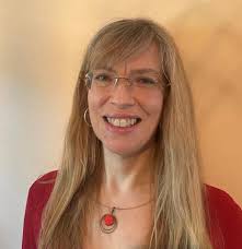 Michelle Vannatta's Instagram, Twitter & Facebook