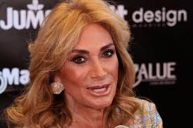 De Adela Micha a Sally Denton; del canal 4 de Televisa al diario La Jornada 