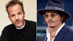 Ο τζόνι ντεπ μου πετούσε μπουκάλια σαν χειροβομβίδες. Tzoni Ntep Aytos O Spoydaios An8rwpos Dion Tv