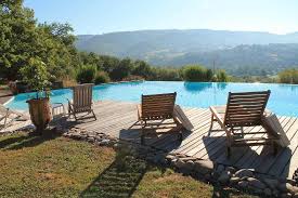 Le bien comprend 2 granges aménagées + 1 maison de 3 logements. Salle De Bains Picture Of Chambre D Hotes Le Ponsonnet St Cyprien Sur Dourdou Tripadvisor