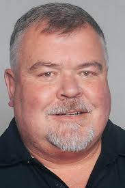 Gerald Amundsen's Instagram, Twitter & Facebook