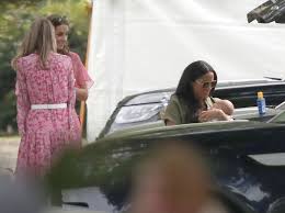Meghan markle and kate middleton brought prince george, princess charlotte, prince louis, and archie to a polo match between prince william and prince harry. See Every Photo Of Meghan Markle S Baby Archie At Prince Harry S Polo Match