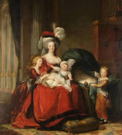 Marie Antoinette Honoured at the Opera: July 1792 After the storming of the Tuileries Palace on 20 June 1792, those who supported the King and Queen wished to see Marie Antoinette more