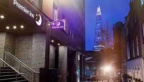Services are operated by london underground (tube). Bank Hotels London City Premier Inn