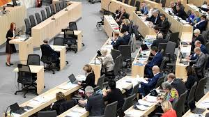 Der bundesrat könnte einspruch einlegen und damit nachverhandlungen notwendig machen. Bundesrat Wie Die Mehrheitsverhaltnisse Das Regieren Erschweren Konnen Vorarlberger Nachrichten Vn At