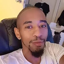 Phillip Riggins's Instagram, Twitter & Facebook