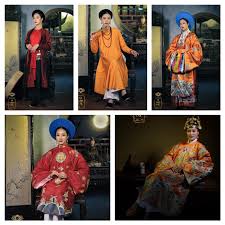 It was long time forgotten and was be used by vietnamese woman working in the rice field, ao yem ( yem dao) typical clothes of. 5 Traditional Costumes Of Nguyá»…n Dynasty For Women Which One Is Your Favourite Vietnam