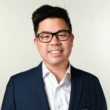 Cara Cugley (@CaraNotCora)