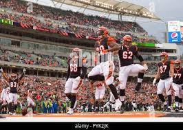 Cincinnati Oh Usa 28th Oct 2018 Cincinnati Bengals Running Back Joe Mixon 28 Celebrates By Dancing In The End Zone With Teammates After Scoring A Touchdown In A Game Between The Pittsburgh