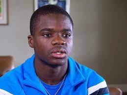 The 6 feet 2 inches tall player can regularly hit fast first serves touching 140mph. Francis Tiafoe Top Ranked Junior Tennis Player Grew Up On The Courts Youtube