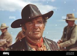Rod taylor actor 1963 hi-res stock photography and images
