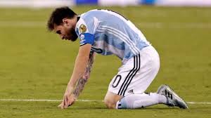 Bahkan dengan menangis mereka ingin agar messi bertahan di blaugrana. Ronaldo Tidak Menyenangkan Lihat Messi Menangis