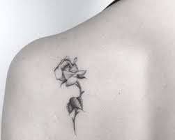Tattoo talita loveee tattoos rose tattoo shoulder shoulder sleeve. 34 Little Rose Tattoo On Shoulder