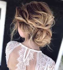 I Can Never Get Enough Of The Undone Textured Updo Beautifully Created By Veronika Belyanko Veronika Belyanko B Hair Styles Top Hairstyles Long Thin Hair