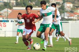 Skuad timnas sepakbola spanyol 2021/2022. Banur Ingatkan Pemain Timnas U 19 Belum Berlevel Nasional Antara News
