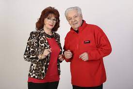 We did not find results for: Nestarnouci Moderatorka Saskia Buresova 69 O Ctyricetiletem Manzelstvi Povercivosti A Nestastnem Podnikani Dvakrat Jsem Zustala Na Dlazbe Ahaprozeny Cz