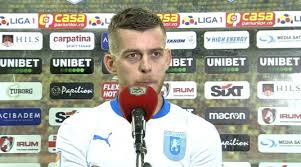 „clubul uta își invită susținătorii cei mai fideli la o seară de prezentare a echipei și a noului echipament de joc. Reprosurile Lui CicaldÄƒu La Finalul Meciului De La Arad Aici Au Fost Suporteri La Meci Am Auzit PoliÅ£isti Si Pompieri Care Ne Injurau