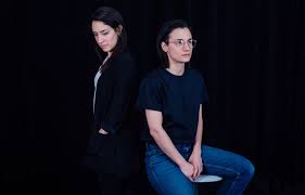 Browse 128 chloé robichaud stock photos and images available, or start a new search to explore more stock photos and images. Nathalie Doummar Et Chloe Robichaud Melanger Les Genres Le Devoir