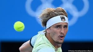 Zverev was the singles champion at the 2018 atp finals, making him the youngest winner at the. Alexander Zverev Gold Mit Dem Adler Auf Der Stirn Sport Dw 01 08 2021
