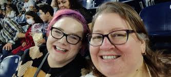 Sally Molina (@sallymo_)