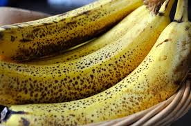 When is the best time to eat a banana. Healthiest Time To Eat A Banana According To Its Ripeness