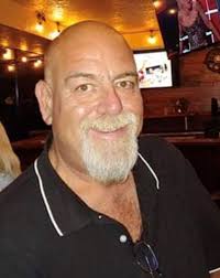 Enrique Ontiveros's Instagram, Twitter & Facebook