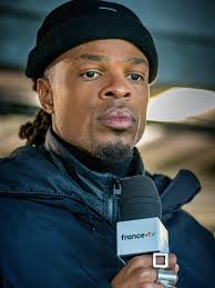 🎬 𝙵𝙸𝙽 𝙳𝙴𝚂 𝚅𝙰𝙲𝙰𝙽𝙲𝙴𝚂 𝙻𝙴𝚂 𝙰𝙽𝙽𝙴𝙴𝚂 𝙿𝙰𝚂𝚂𝙴𝙽𝚃  𝙼𝙰𝙸𝚂 𝚃𝙾𝚄𝙹𝙾𝚄𝚁𝚂 𝙲𝙴𝚃𝚃𝙴 𝙼𝙴𝙼𝙴 𝙴𝙼𝙾𝚃𝙸𝙾𝙽  𝙴𝚇𝙰𝙲𝙴𝚁𝙱𝙴𝙴 𝙰𝚄 𝙼𝙾𝙼𝙴𝙽𝚃 𝙳𝙴 𝚀𝚄𝙸𝚃𝚃𝙴𝚁 𝙼𝙾𝙽 𝙸𝙻𝙴 ,  𝙼𝙴𝚂 𝚁𝙰𝙲𝙸𝙽𝙴𝚂, 𝙼𝙰 𝙵𝙰𝙼𝙸𝙻𝙻𝙴 ...