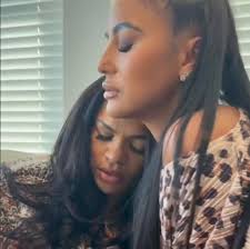 Loyalty to friends after breakup