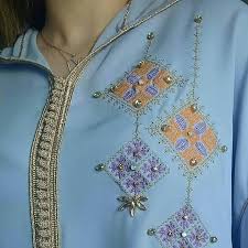 اجمل موديلات الراندا المغربية 2019 Raqea راقية Moroccan Clothing Moroccan Dress Kurta Neck Design