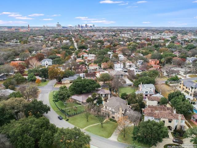 Alamo Heights