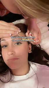 Lacey Hendrickson Xo