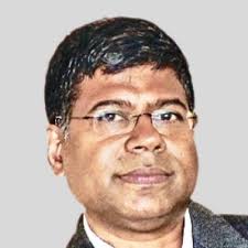 Indians rush to America as world turns back