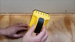 Ryobi whole stud sensor has ac detection mode and auto scan mode with the help of which it can detect the wood and metal studs as well as the live ac ryobi whole stud finder is the perfect one when you are more concerned about the accuracy. Ryobi Whole Stud Detector Esf5000 Review Youtube