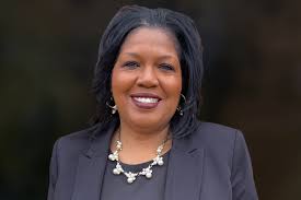 Janice Gilmer's Instagram, Twitter & Facebook