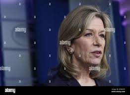 Elizabeth randall hi-res stock photography and images