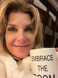 Paulette Waterman's Instagram, Twitter & Facebook