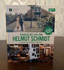 Helmut heinrich waldemar schmidt (german pronunciation: Zuhause Bei Loki Und Helmut Schmidt Hamburg Guide