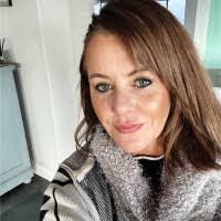 Cindy Petrucci's Instagram, Twitter & Facebook