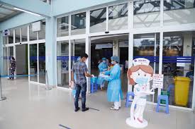 Phó chủ nước nguyễn thị doan xúc động nói với bệnh nhi ung thư: 8lu4udkoimuyzm