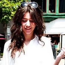 Gretchen June Calder (@Gretchen_June)