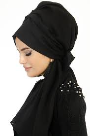 Aise Tesettur Siyah Cicekli Zincir Bone Sal Clothes Siyah Triko