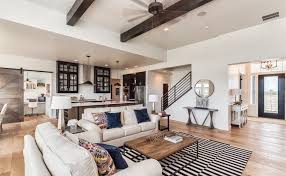 No one does this better than the master, joanna gains. Tips On How To Get The Modern Farmhouse Look For Your Home