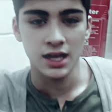 Zayn Malik Saying His Last Name