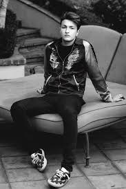 See anwar hadid's first major fashion campaign. Anwar Hadid S Latest Shoot Proves He S A Model To Watch Anwar Hadid Hadid Model