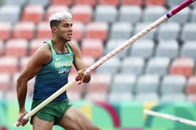 O salto com vara é uma das disciplinas do atletismo. Saiba Como Esta A Classificacao Do Atletismo Para As Olimpiadas De Toquio 2020 Olimpiadas Ge
