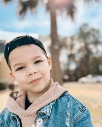 Daizy Mae Byers (@daizynotdukes) • Instagram photos and videos