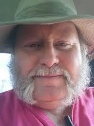 Cutting the top off for a fuller tree?