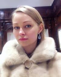 Anastasia Beatrice, Milano