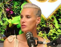 Ève Salvail fait une précision sur son rôle dans la série Indéfendable