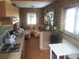 Vergleichen sie die aktuellen mietpreise für wohnungen und häuser in brunsbüttel und seinen stadtteilen und die mietpreisentwicklung der vergangenen jahre. Ferienwohnung Dithmarschen Landhaus Deichblick Brunsbuttel Wohnung Ebbe Ferienwohnungen Schleswig Holstein Urlaub Deutschland